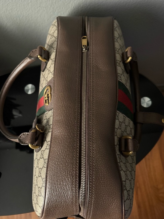 Gucci Beige GG Supreme Canvas Duffel with Green and Red Stripe - Picture 5 of 5